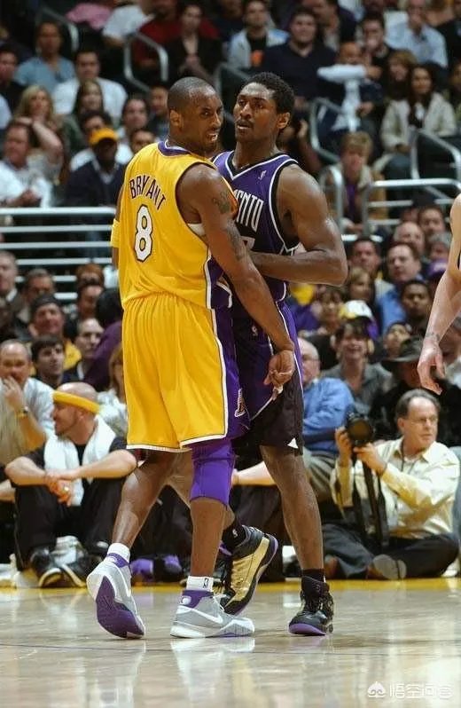 巅峰时期的阿泰斯特是什么级别的球员？可以比肩现在的谁？