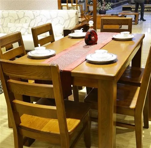 餐桌餐椅的尺寸一般是多少 家用餐桌价格要多少才合适