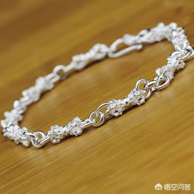 白银手链如何清洗？