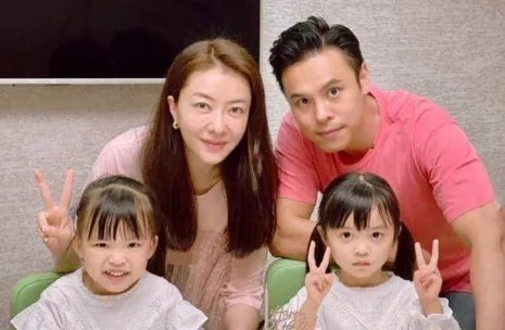 熊黛林时隔多年回归事业，透露豪门太太真实生活，并不快乐，为何这么说？