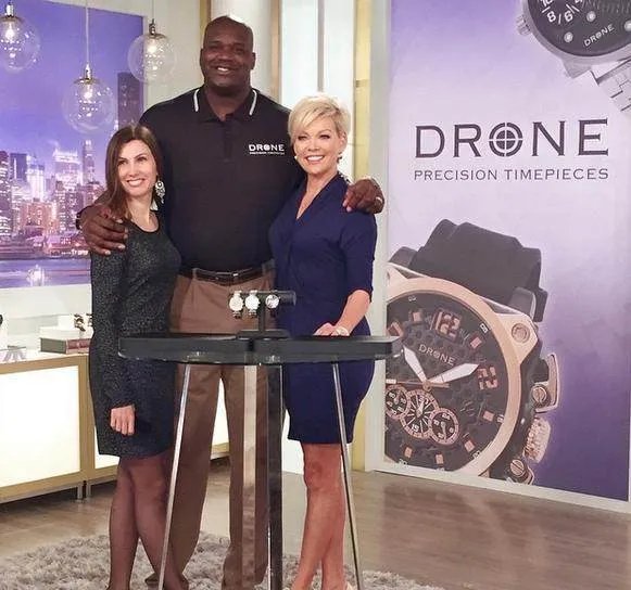 奥尼尔和普通人站在一块，是一个怎样的画面？