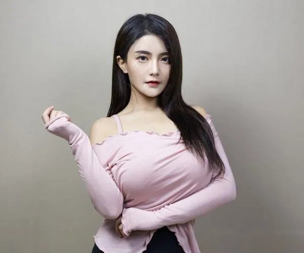 虎牙血色古阿扎31秒视频截图 换个人试试能不能受得了