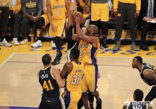 罗斯22岁MVP，科比谢幕战60分，乔丹35岁夺冠，詹姆斯连续8年总决赛，哪个最难完成？
