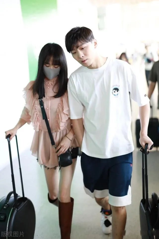 张恒郑爽事件来龙去脉 到底什么事情作死了