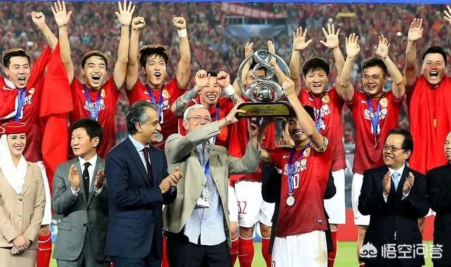 里皮在位三年，为何国足倒退秉性不改？韩、日足球为何能屡屡成功？