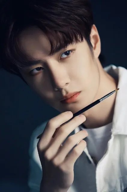 王一博是因为家境好才去韩国当练习生吗？