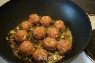 IKEA宜家招牌瑞典肉丸