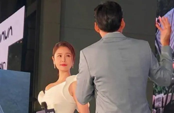 林心如是如何回应婚变传闻的？