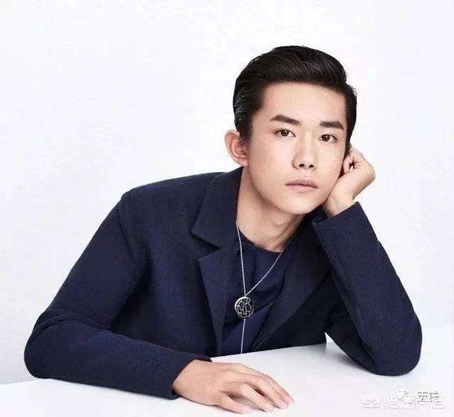 18年艺考生吴磊和易烊千玺，你觉得谁更受北电中戏的青睐？