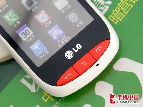 899元社交时尚触控手机 LG曲奇T310评测