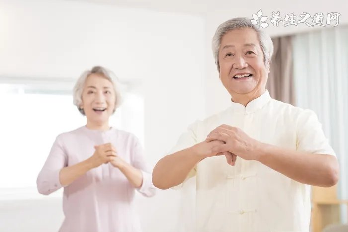 hello Kitty蛋糕的做法