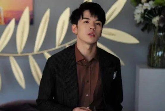 仝卓修改身份认证疑退出男团组合 仝卓个人资料介绍