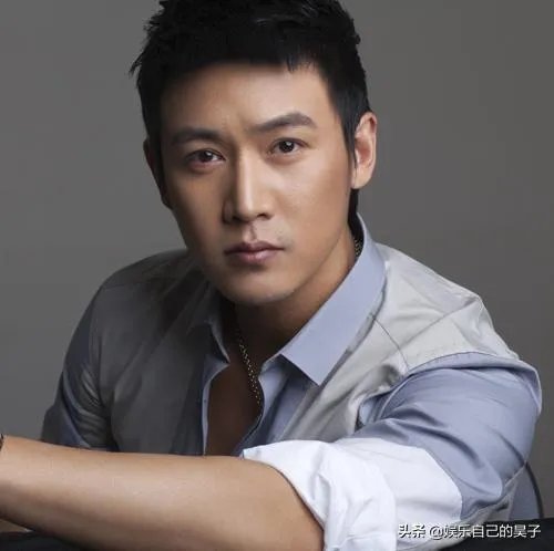 都说“北电出美女,中戏出戏骨,上戏出校草”,上戏够得上明星“校草”的都有谁?