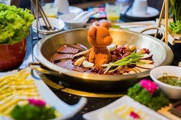 刚火起来的“故宫火锅”营业27天为什么就公布歇业？