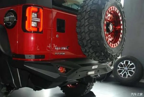 看了北京BJ40新城市猎人的改装,国产硬派越野车,它到底香不香?
