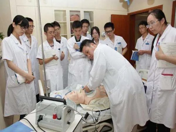 学医需要什么条件？、