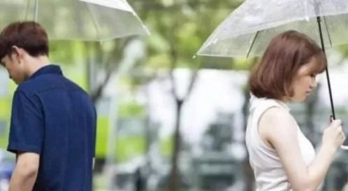 女人变心后的9种表现 女人一旦变心是不是很难挽回