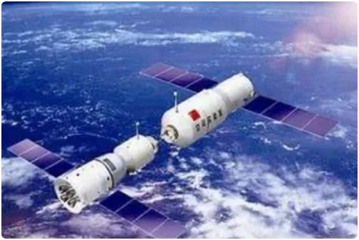 坐上神州十二号载人飞船前往宇宙的是哪几名航天员吗?