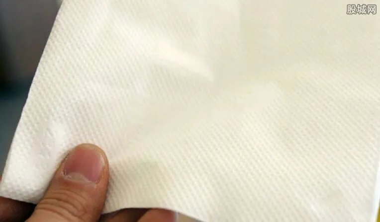 全民疯抢卫生纸来势汹汹 台湾民众为何纷纷抢购卫生纸