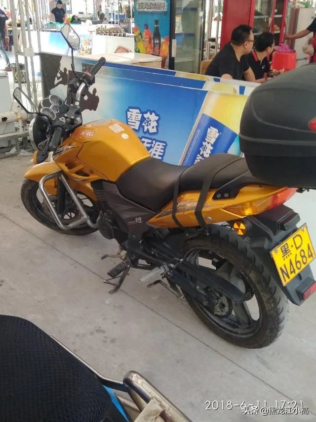 怎么评价电视剧《我不是购物狂》里商战这个情节，你觉得电商pk百货谁能赢？