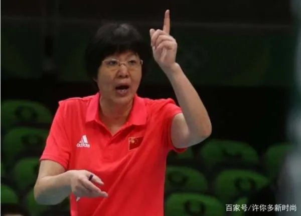 排协应不应该给退休的郎平一个正式的官宣？