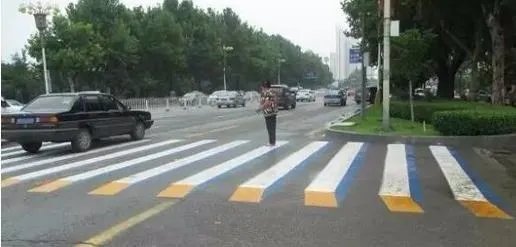 北京设立体斑马线是怎么回事？