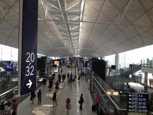 中国可以转机香港入境了嘛