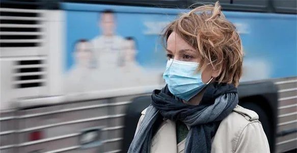 美国疫情是如何爆发的？