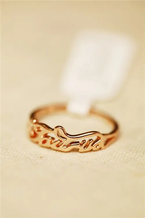 尾戒防小人的戴法有哪些 尾戒选择什么材质比较好