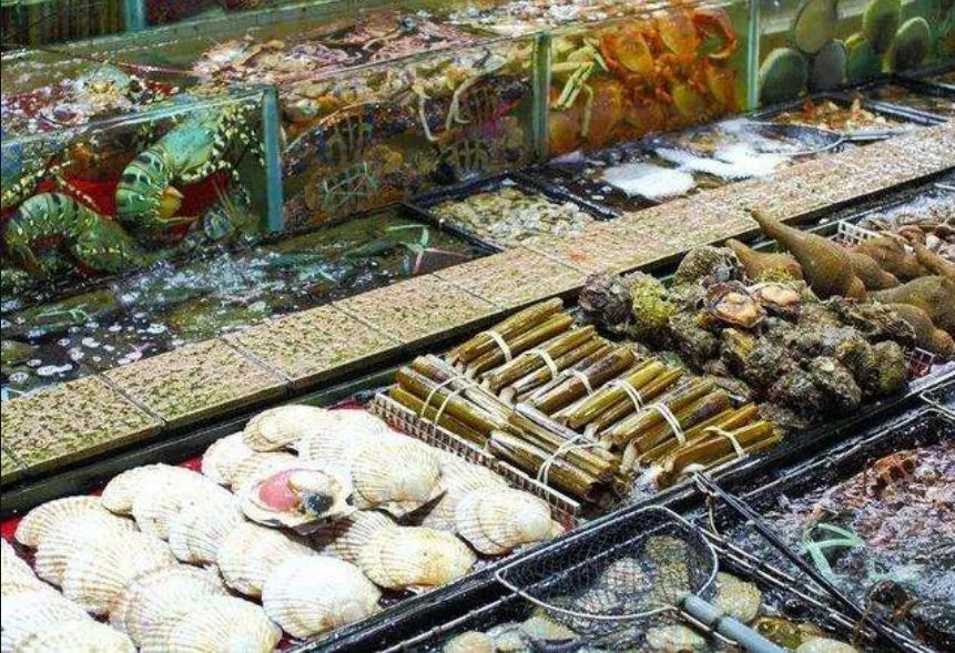 从武汉北京大连的疫情发现了同一问题，是什么问题？