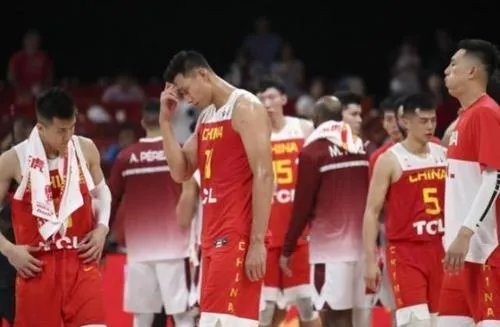 中国女足能进奥运吗？若进，女子三大球全进了，男子呢？