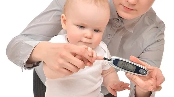 宝宝湿疹是什么症状? 婴儿湿疹怎么治?