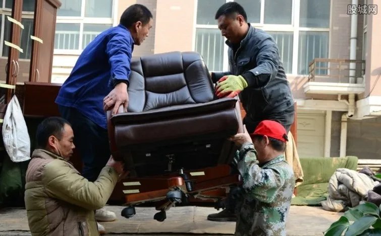 搬家给差评遭报复 网友：还敢乱给差评吗