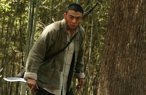 神枪射向鬼子的介绍