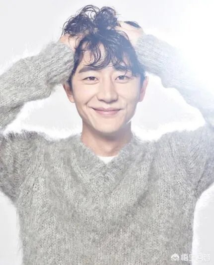 黄轩拍了很多大导演的电影为什么粉丝量还是那么少？