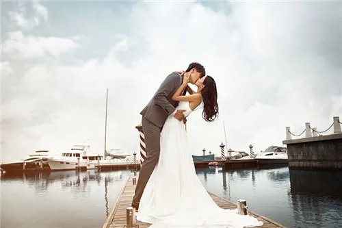 镇江婚纱摄影排名 镇江拍婚纱照一般多少钱