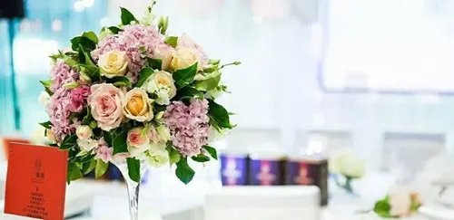 简约婚礼现场布置图片欣赏 小型简约婚礼策划方案