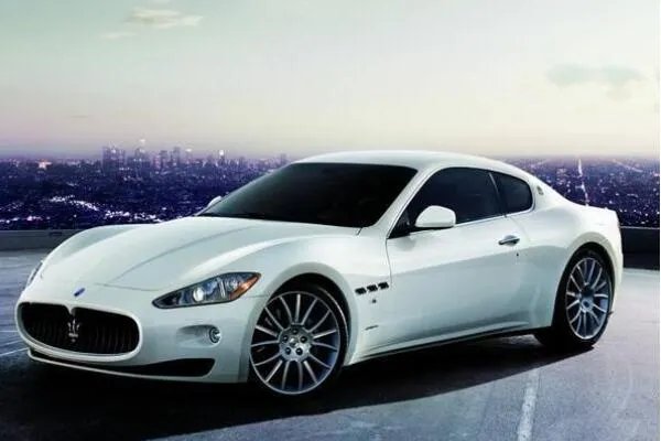 全球十大跑车品牌排行榜,奔驰仅排第四,第一是世界十大名车