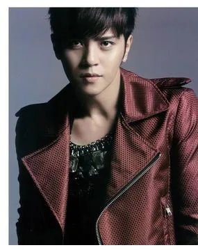 大家对男明星整容有什么看法?