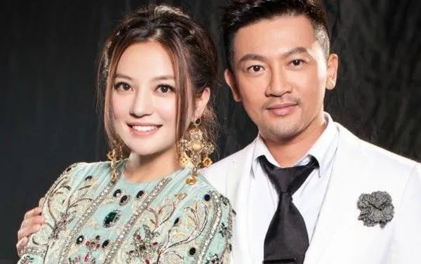 世界多地有房、和赵薇开公司、身价过亿，苏有朋才不是过气男艺人，怎么看？