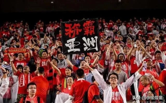 怎么评价恒大亚冠联赛半决赛次回合发布的海报“信念之光”？