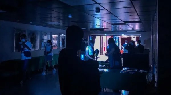 台北市再次发生无预警停电，对当地居民的生活带来了哪些影响？