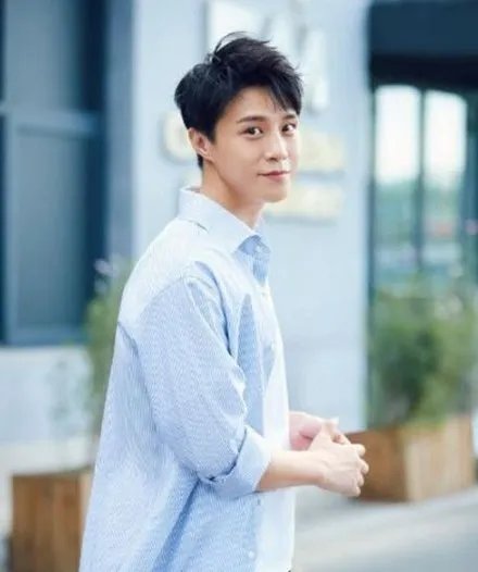 《为了你》中李宁枫是谁演的?