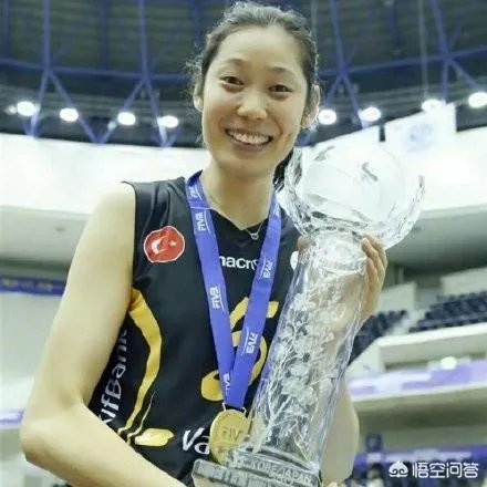 朱婷实现女排“大满贯”并且获得第十个MVP，你是怎么看的？