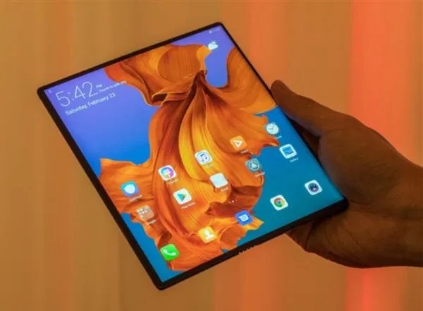 华为5G手机开售了，第一批5g手机这么贵，值得买吗？