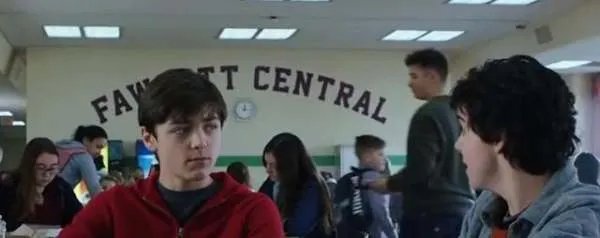 为何说漫威的惊奇队长和DC的雷霆沙赞是同一个人？