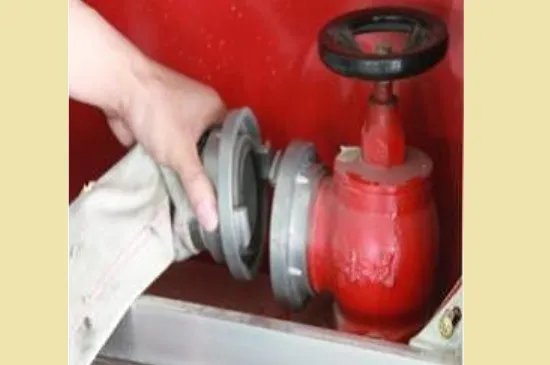 消防栓的使用方法