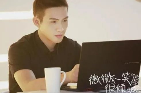 大家对男明星整容有什么看法?