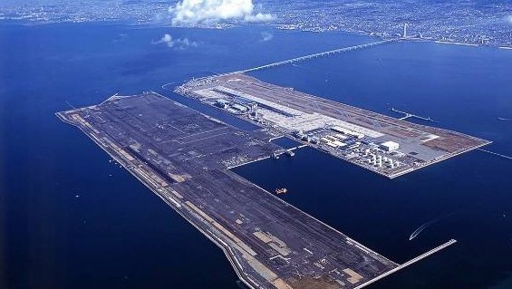 关西机场和大阪机场是一个吗？在什么地方？