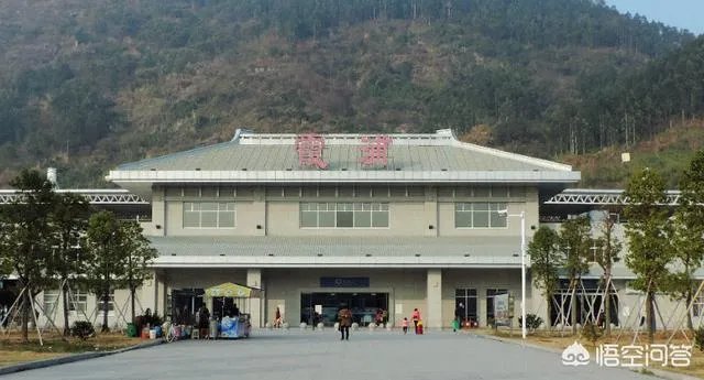 厦门去霞浦是到宁德火车站还是到霞浦火车站？